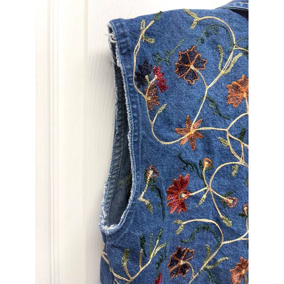 Units Embroidered Denim Vest Floral Button Front Boho Cottagecore Women’s S - Picture 4 of 6